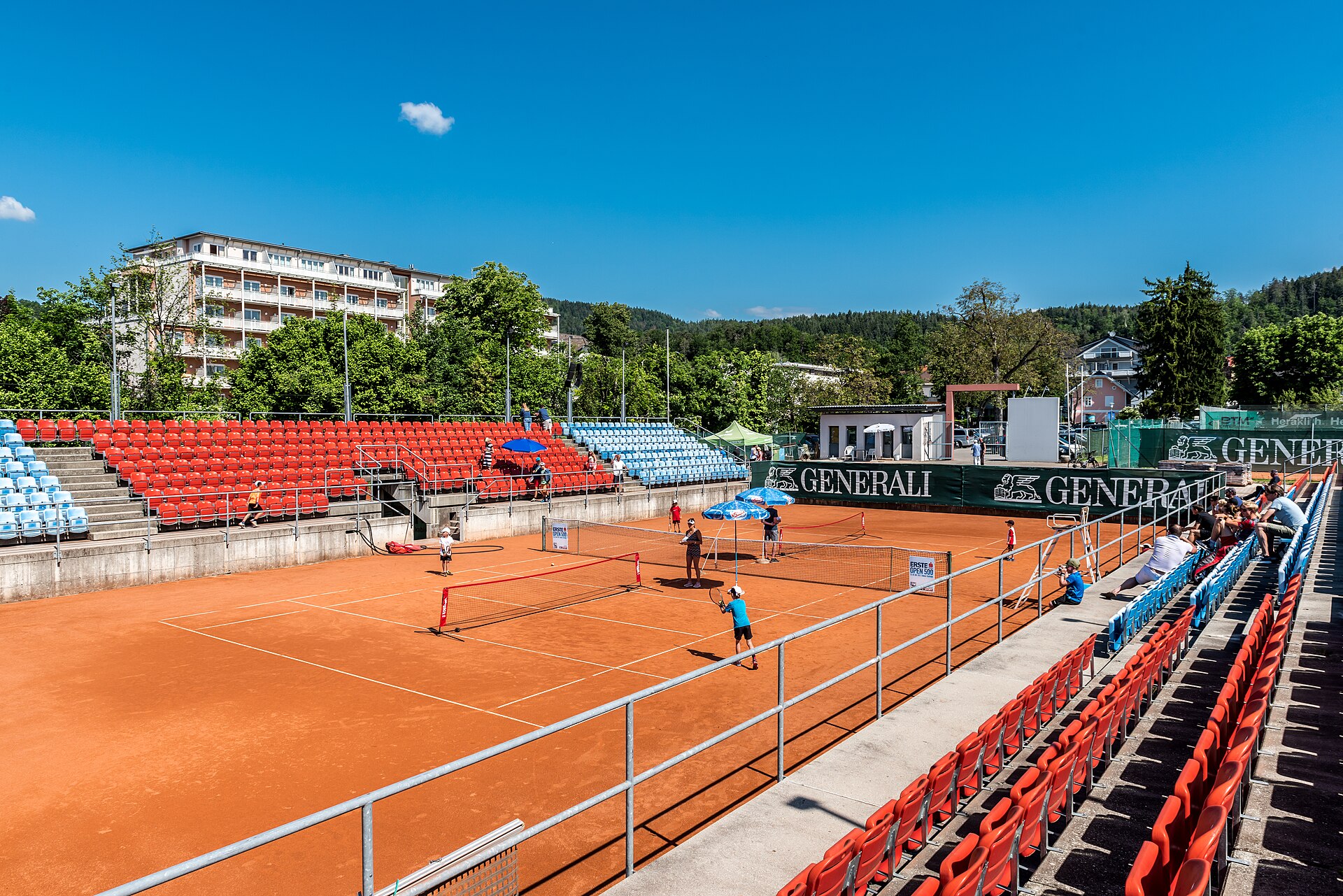 Fotografía de contexto: pista de tenis